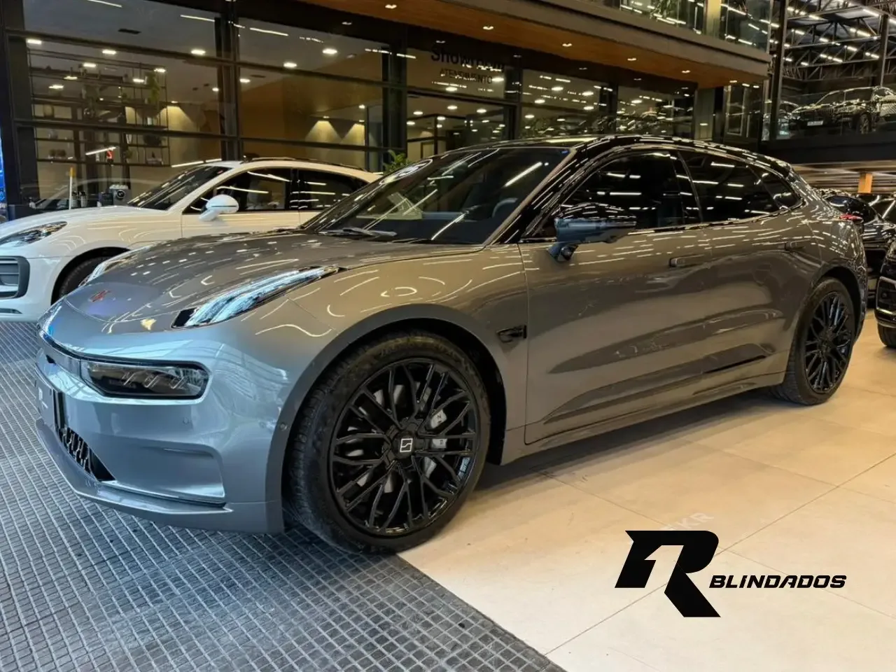 ZEEKR 001 Flagship AWD (Elétrico) 2024