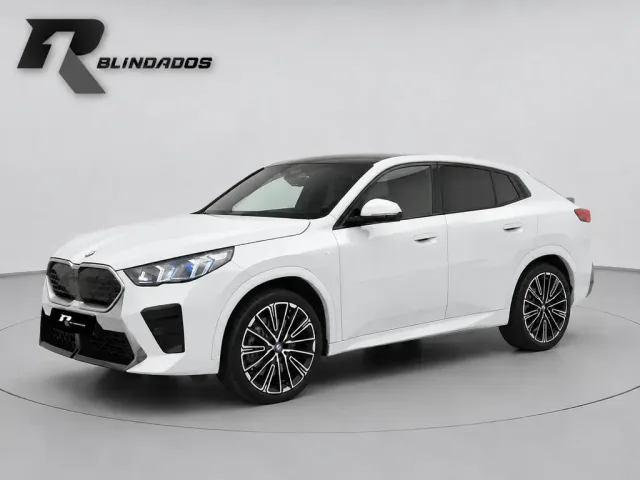 BMW X2 M35i xDrive 2.0 Turbo 317cv Aut. 2026