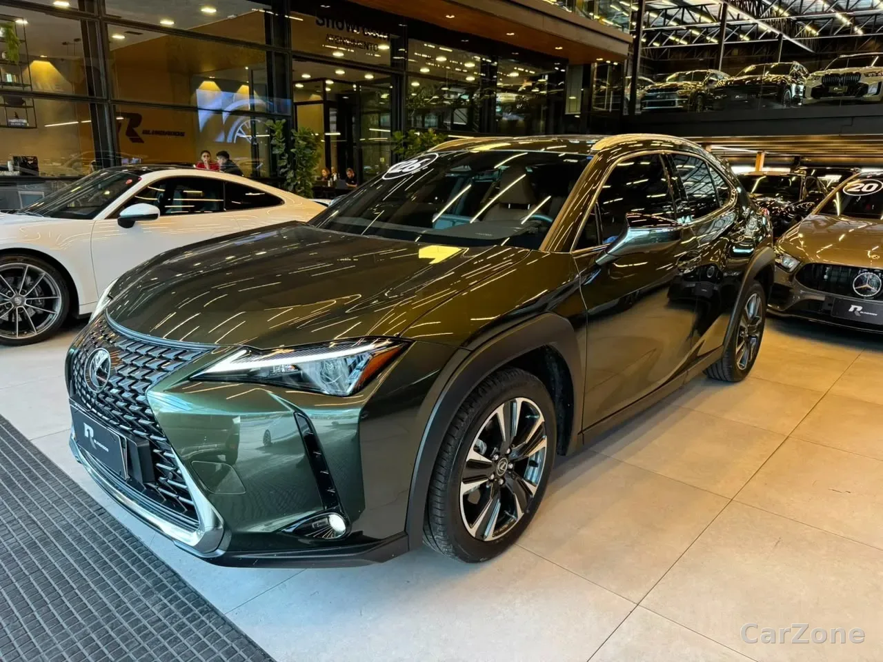 Lexus UX 250h Luxury 2023